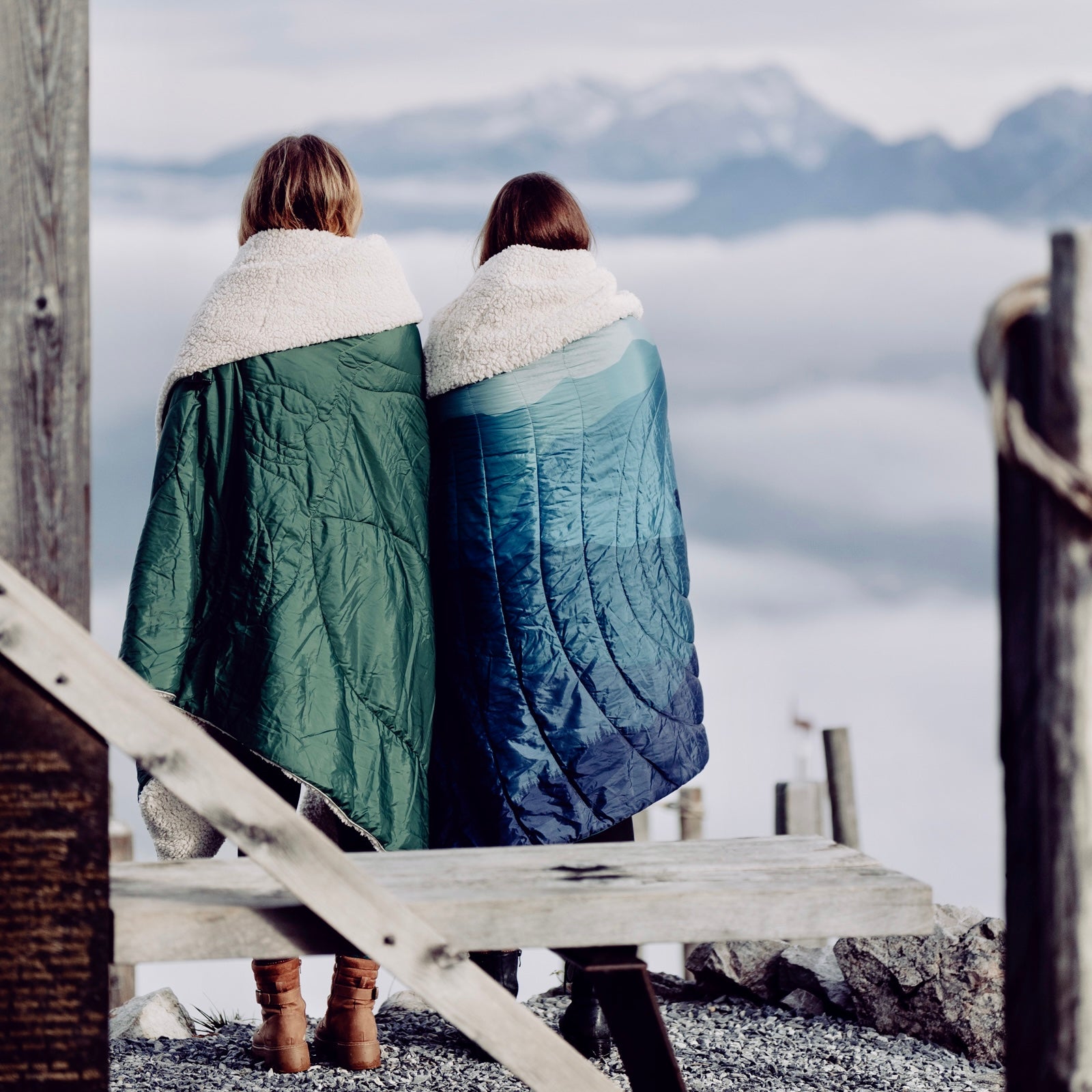 The Adventures - Outdoordecke Sherpa Fleece - Misty Mountains Blue
